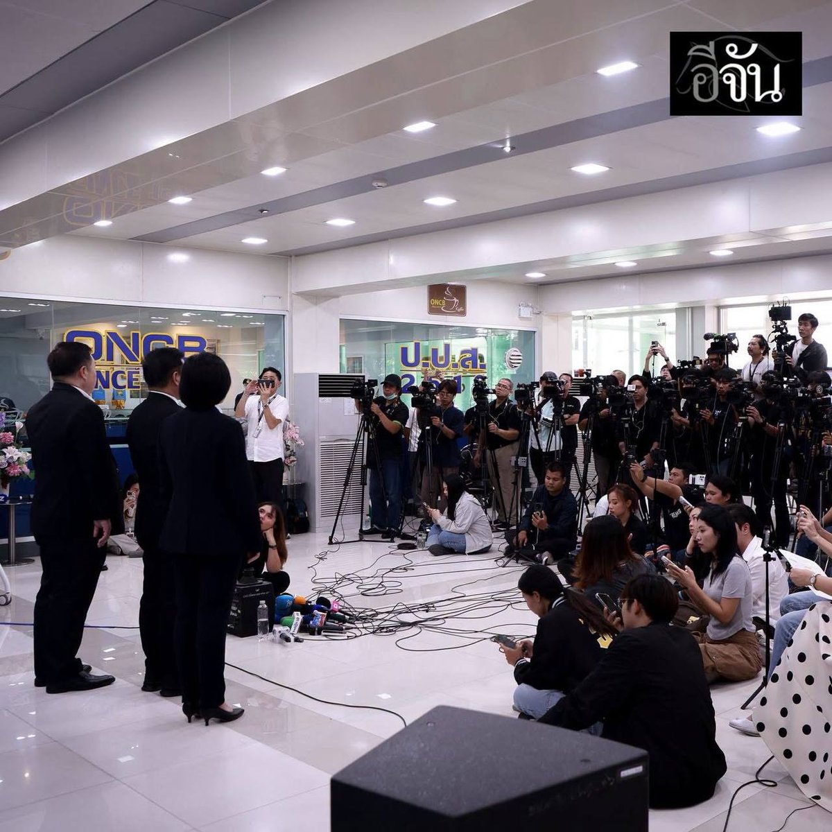 空姐运毒团伙主脑藏身老挝 伪装毒品藏匿咖啡袋