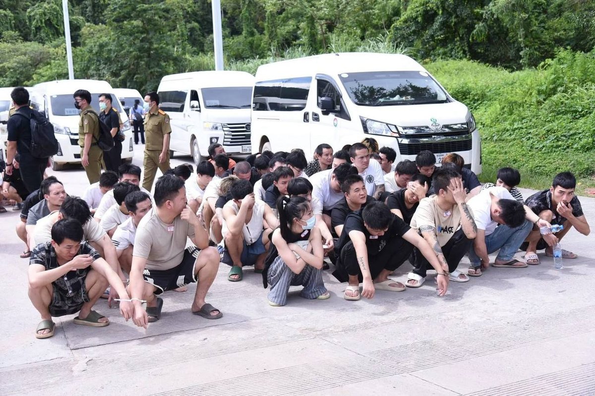 老挝遣返174名中国籍嫌疑人 涉电诈及非法务工