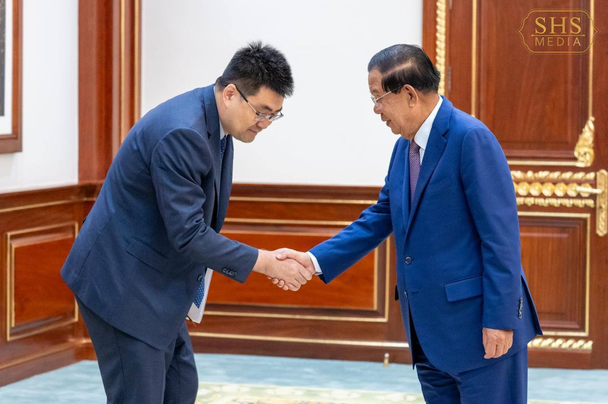 洪森会见中国外交学院院长高飞 探讨外交人才培养