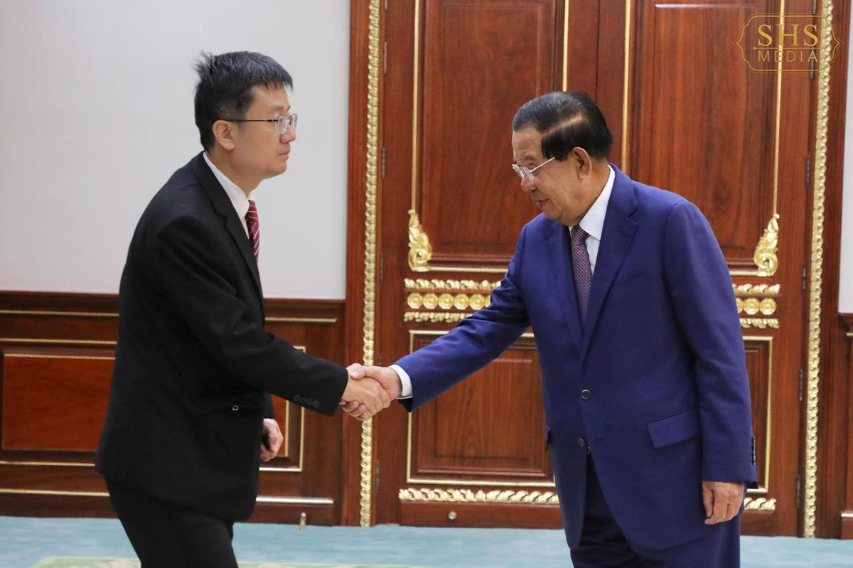 洪森会见中国外交学院院长高飞 探讨外交人才培养