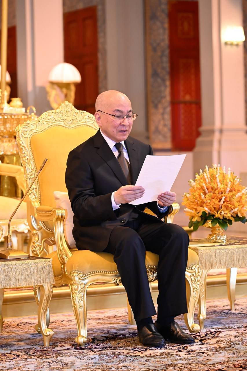 柬埔寨国王批准洪森亲王率团出席国际议会会议