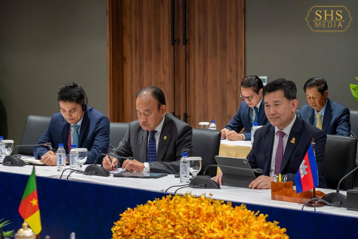 洪森会见喀麦隆副议长 推动ISC-2会议议程