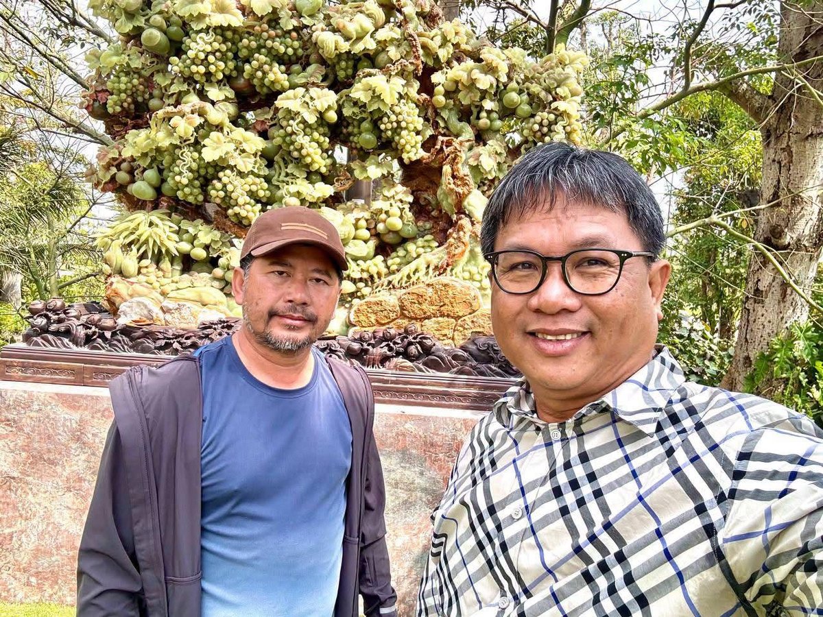 洪都辟谣被捕传闻 现身金边豪宅回应汇旺持股