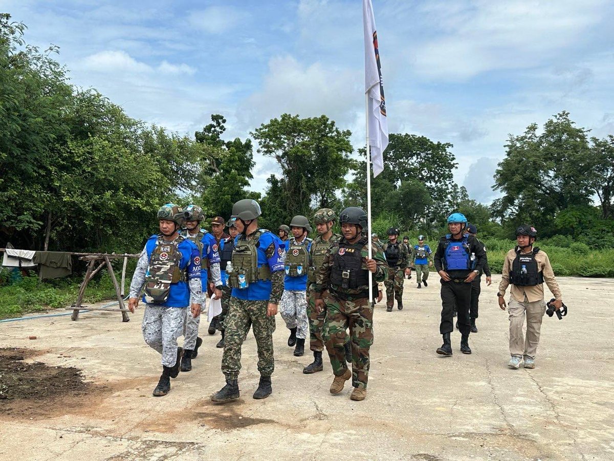 东盟观察团在柬埔寨国防部协调下,对柬泰边境14个地点进行实地