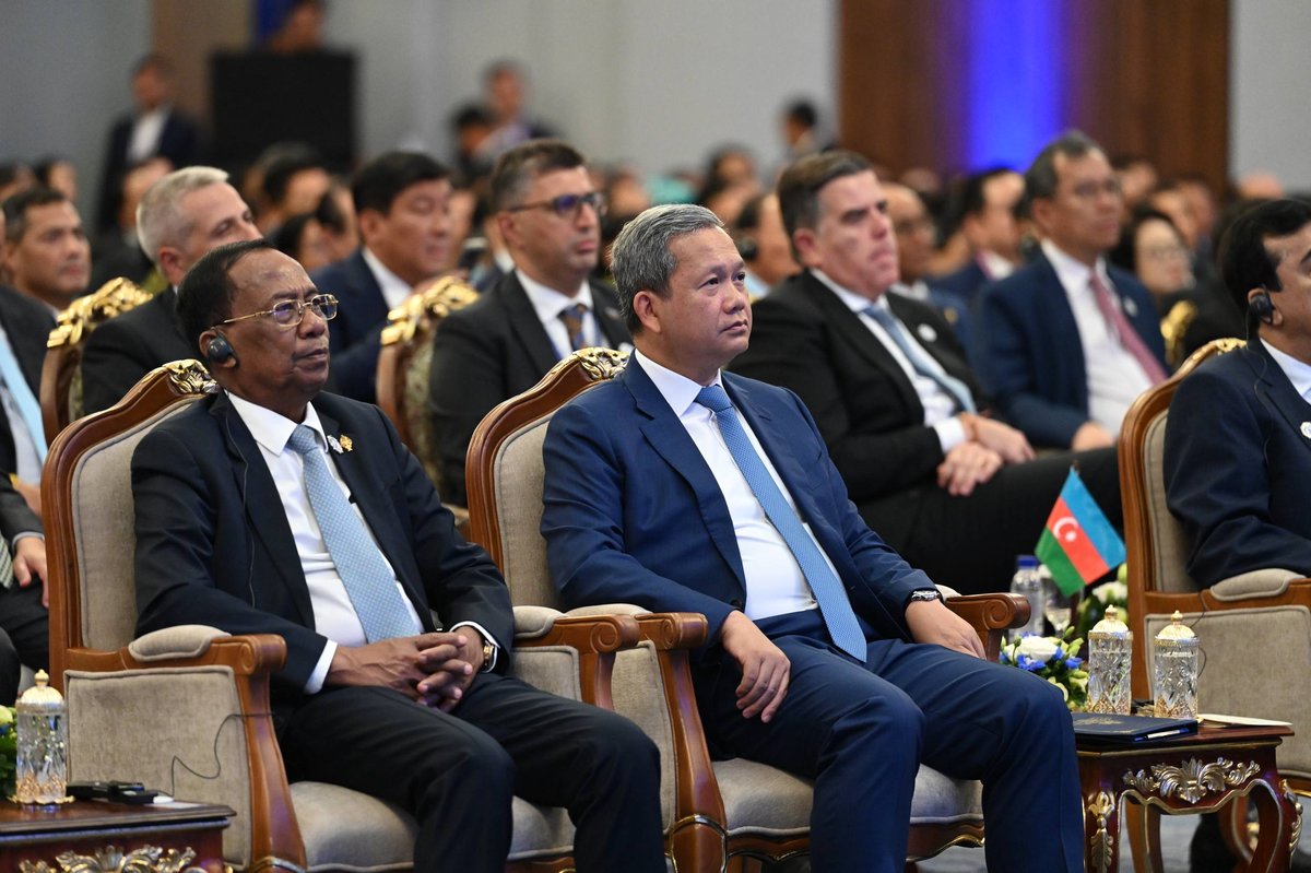 洪森主持第二届国际议会会议 呼吁和平