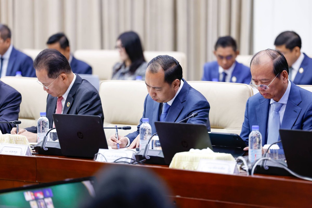 洪玛奈总理主持内阁周会,审议包括人口政策