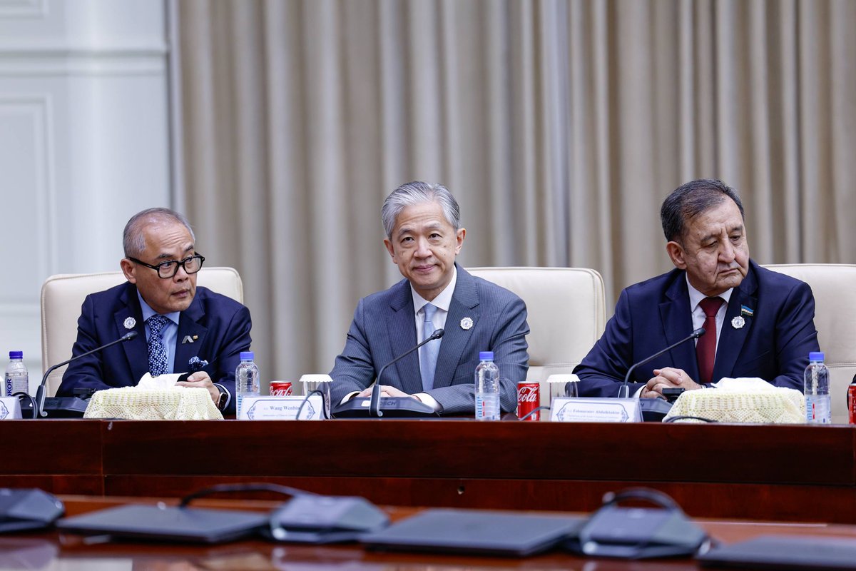 洪玛奈总理会见ISC-2代表团 强调和平与正义