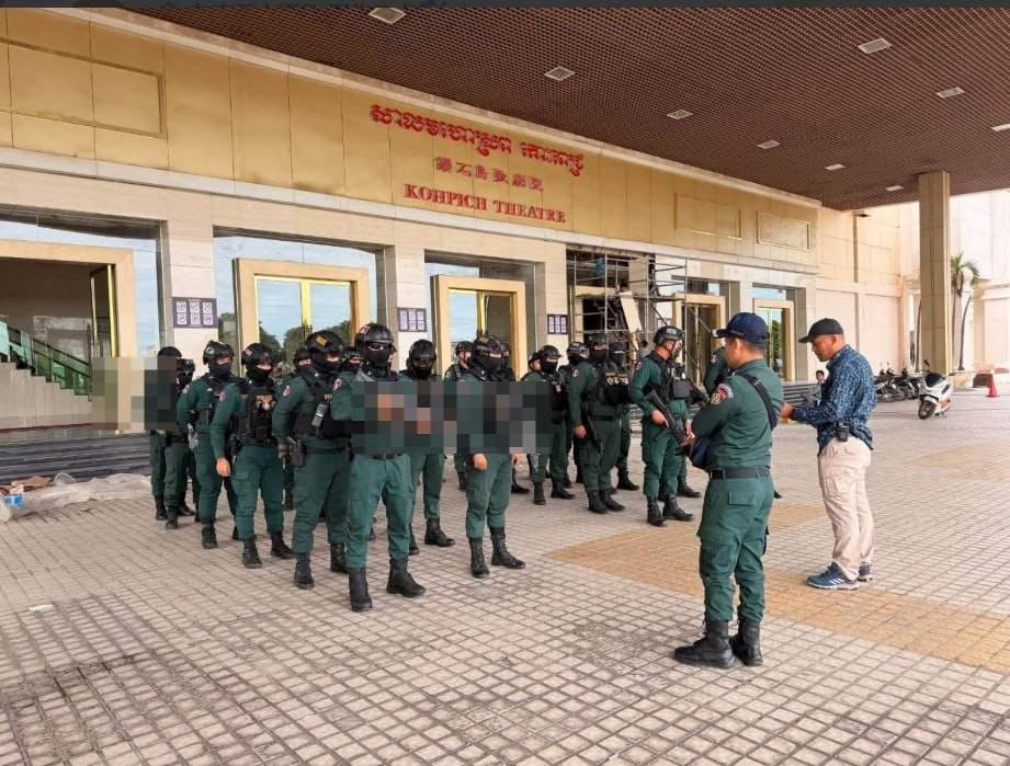 金边警方突击检查钻石岛剧院综合体 现场排查行动进行中
