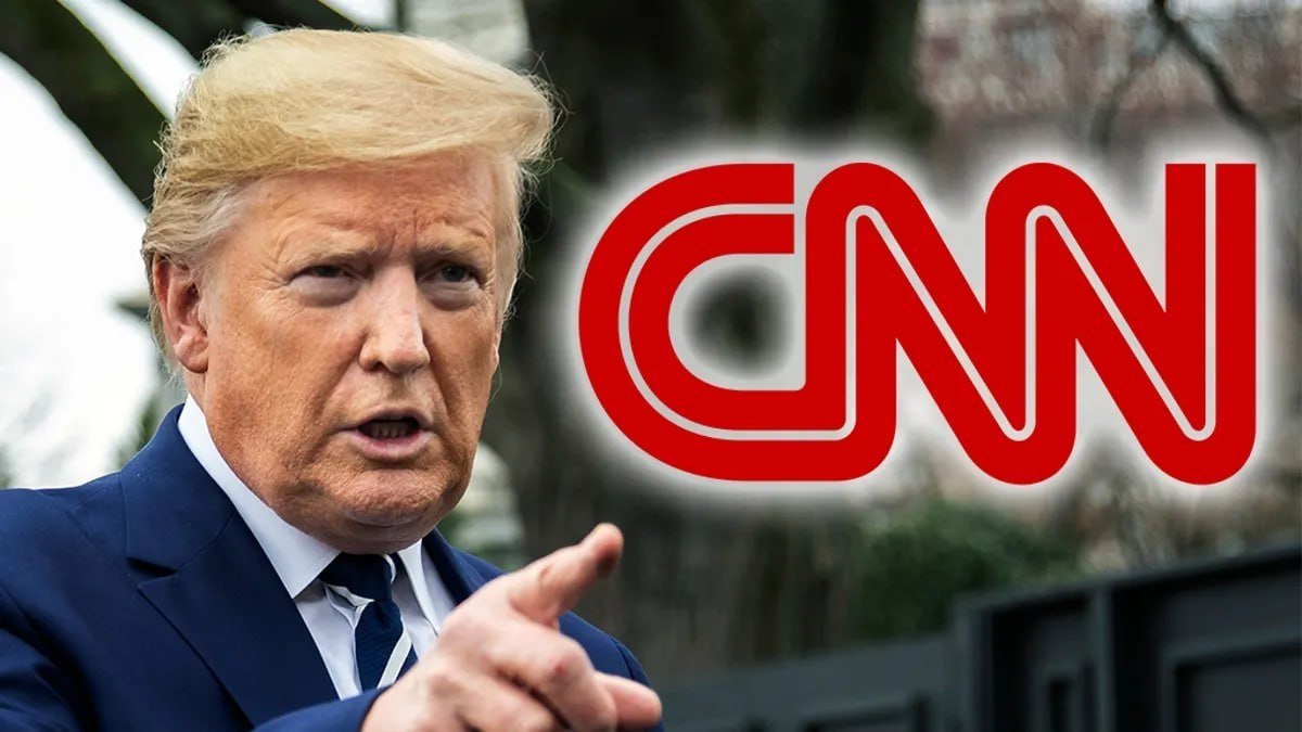 特朗普在维护其对朝关系立场时,与CNN记者发生言语冲突