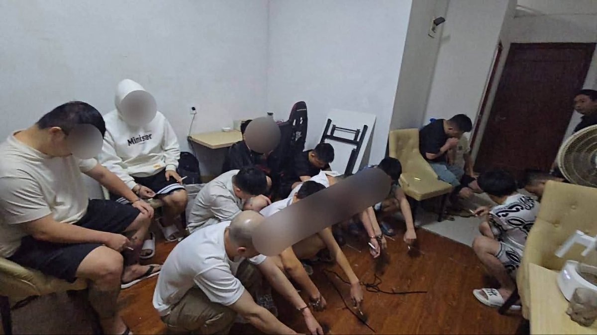 西港警方逮捕35名涉嫌网络诈骗外籍人员