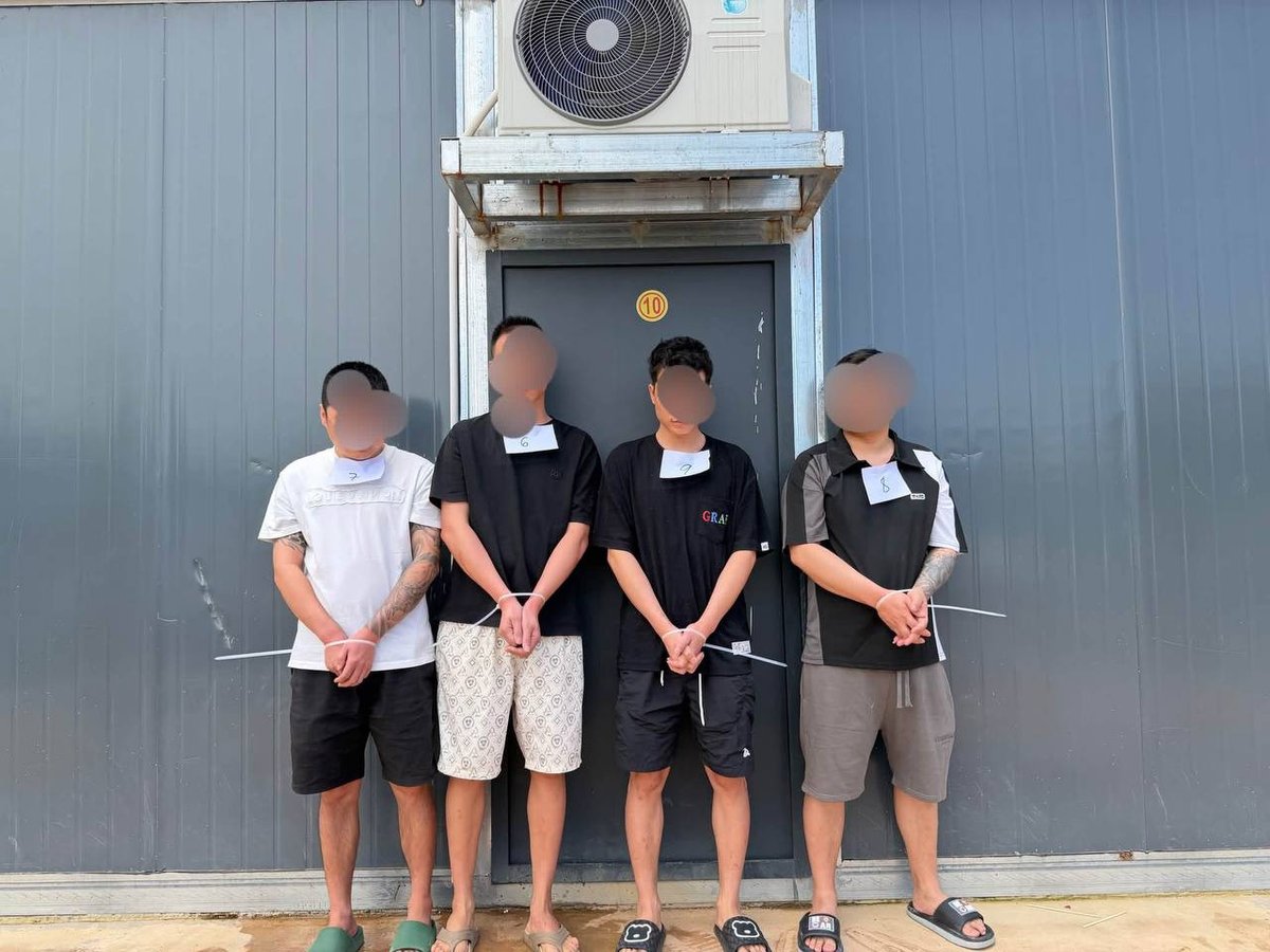巴域市突查两处场所 22名中国籍男子涉网诈被捕