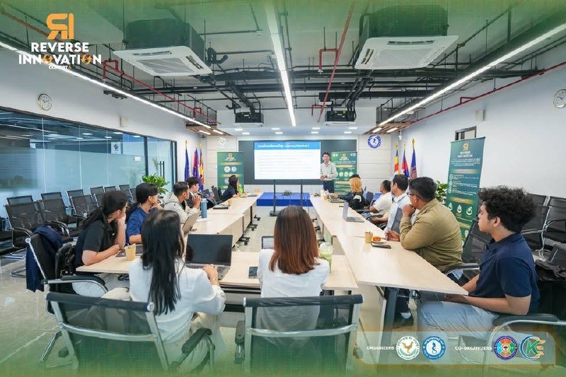 德崇初创中心举办逆向创新培训 聚焦客户细分