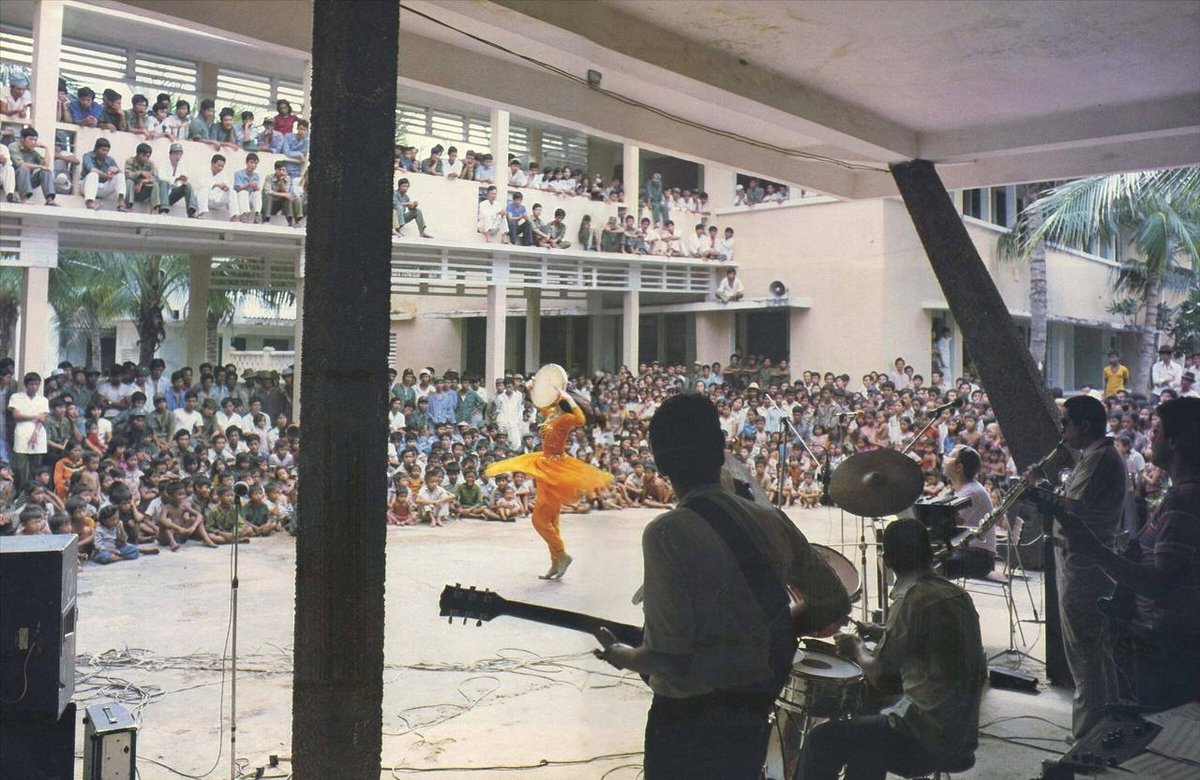 金边苏维埃医院1984年历史影像回顾