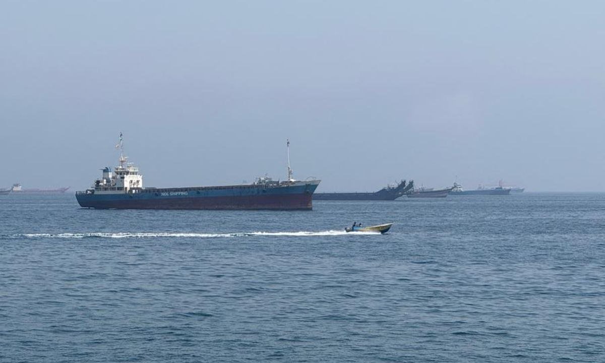 伊朗警告霍尔木兹海峡航行需经其许可