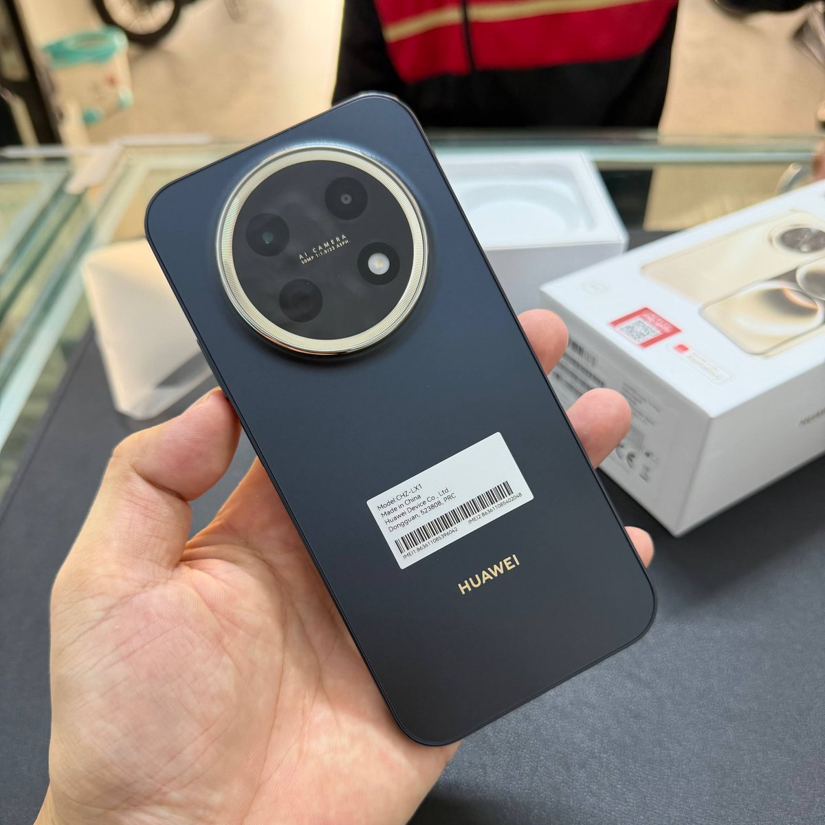 华为柬埔寨新款Nova 15 Max上市 8+256G售价$