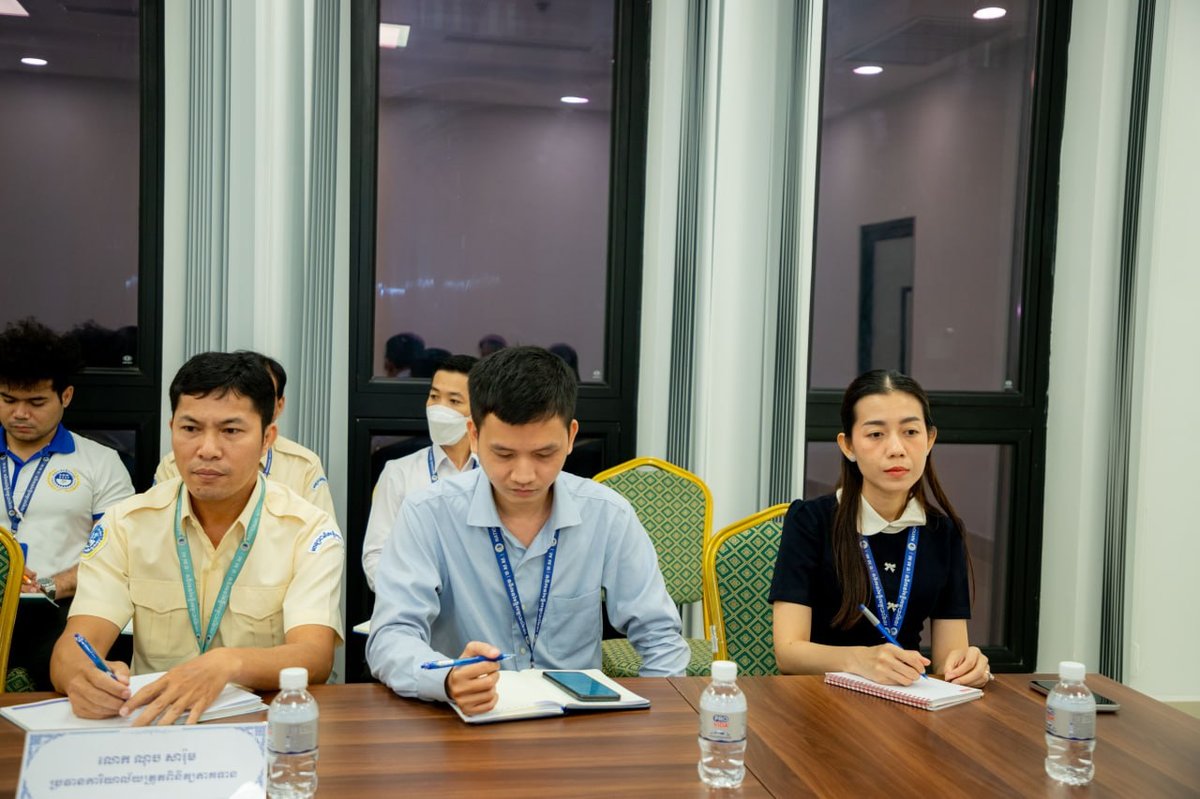 柬埔寨国家社会保障基金召开月度工作总结会议 强调社保登记合规