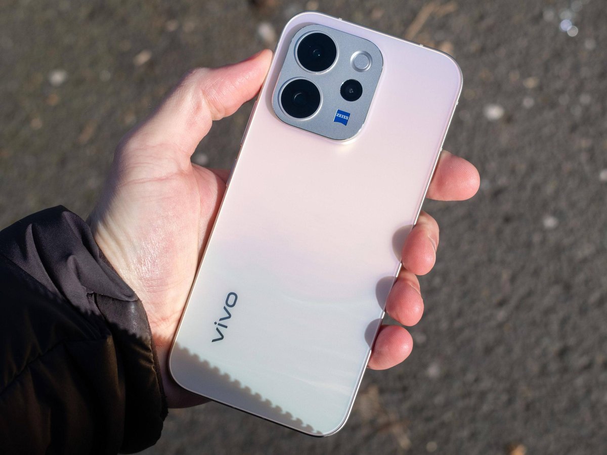 Vivo V70 5G全球版上市 售价$449送礼包
