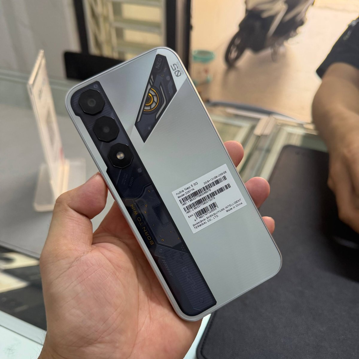 Nubia Neo 5 5G新机上市 售价$279 赠送礼品