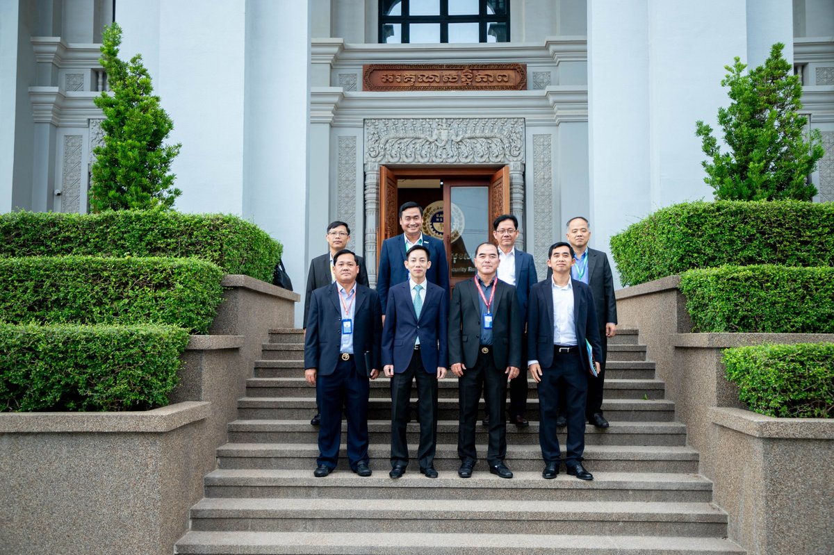 劳工部社保基金中心接待公务员考察 交流数字化经验