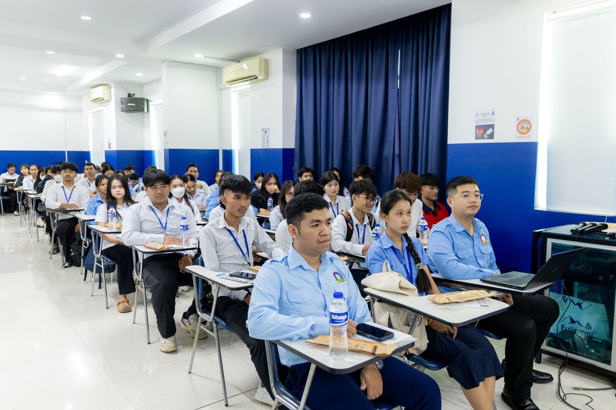 社保局在Build Bright大学开展社会保障权益宣讲