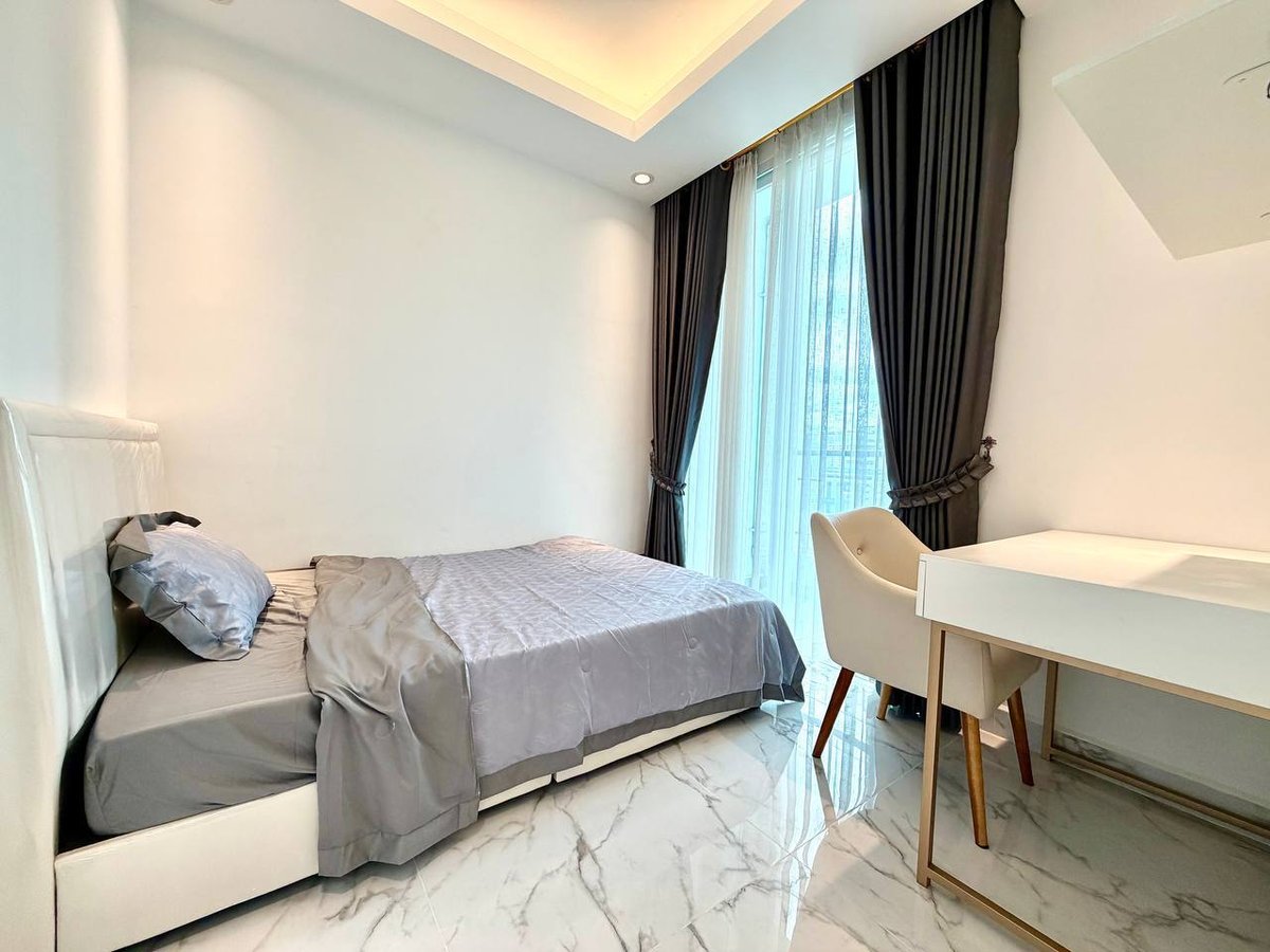 BKK1区J Tower 2两房公寓出售 售价$175,00