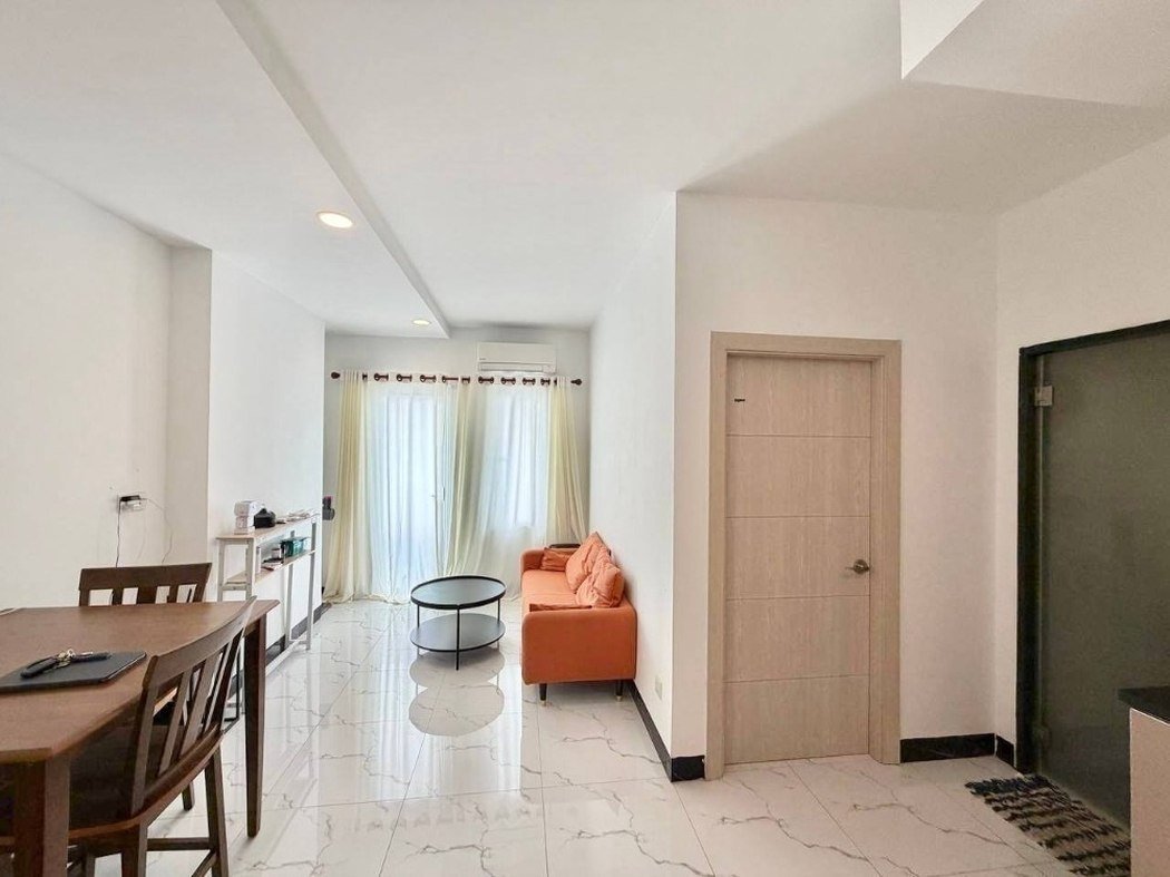 棉芷区Residence L Boeung Tompun一房