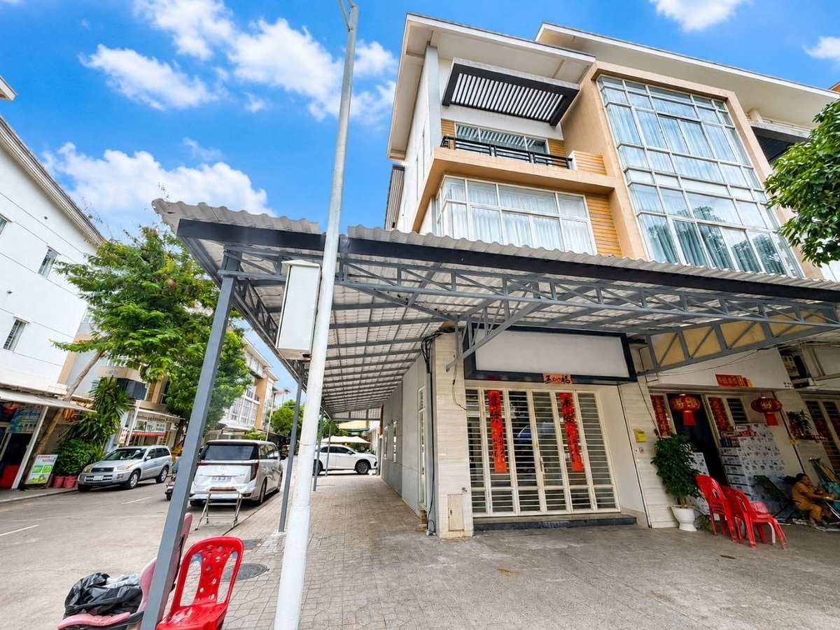 金边1号公路炳发城店屋招租 月租$1,000