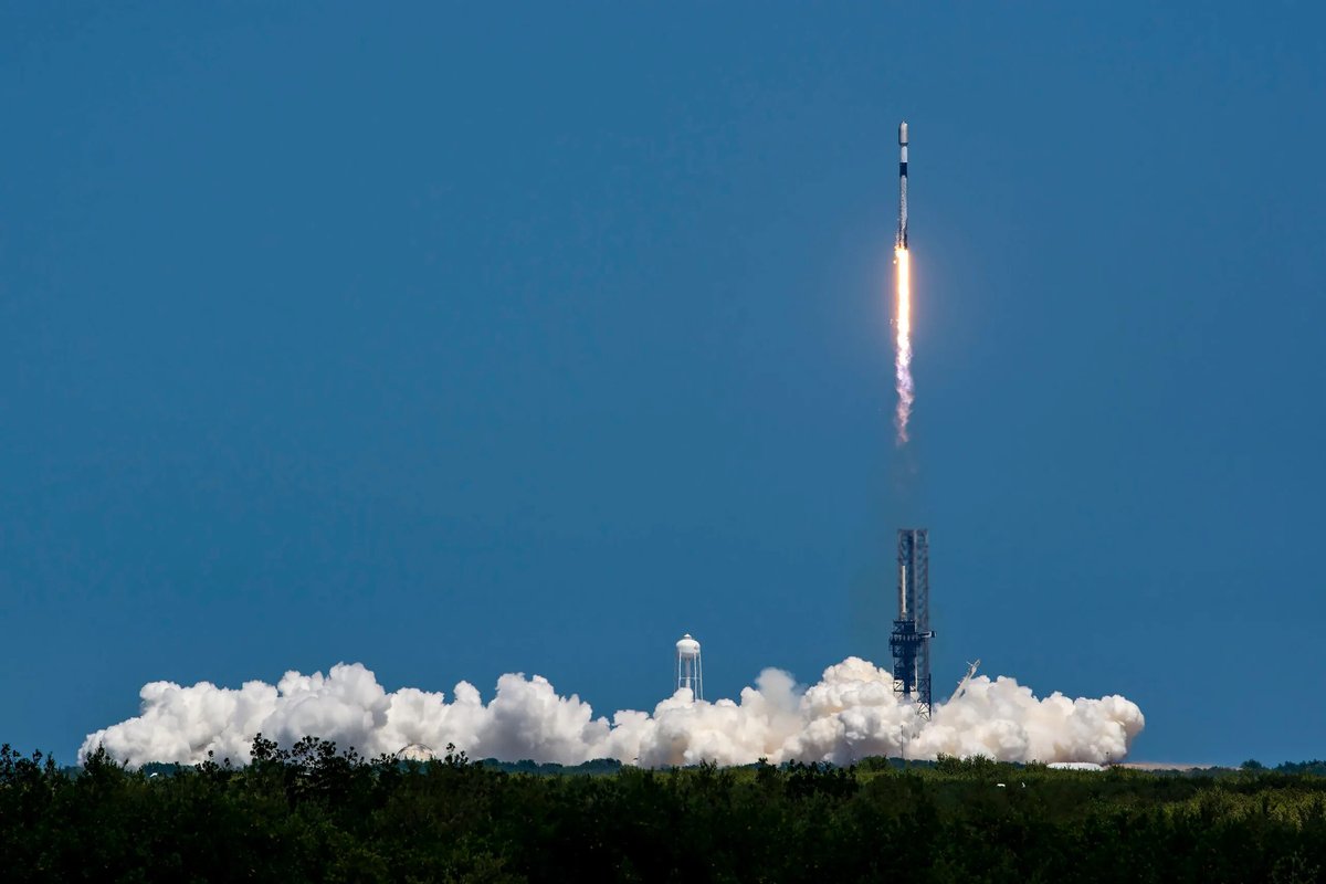 越南携手SpaceX 计划明年发射卫星