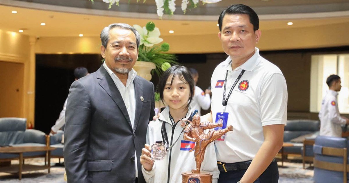 柬埔寨选手赴蒙古参赛 家长表达关切与支持