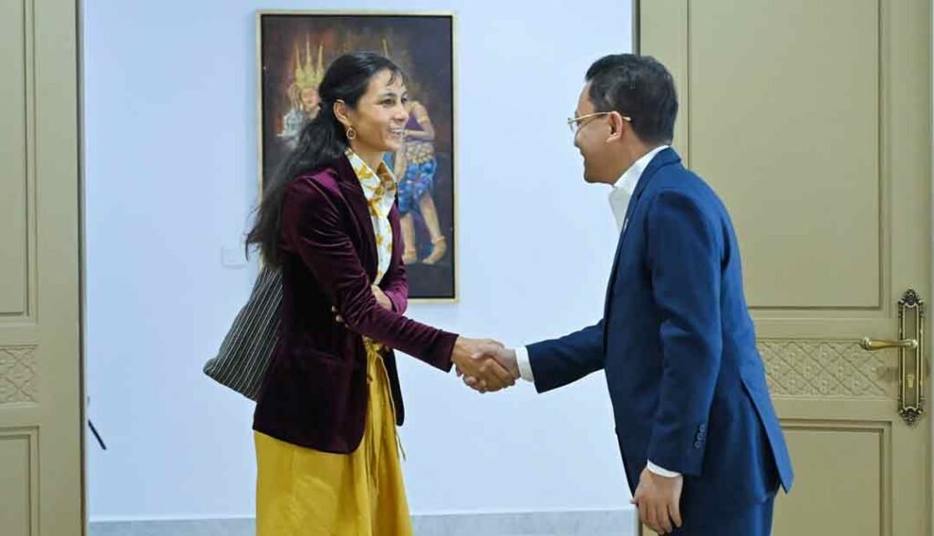 柬埔寨与瑞士寻求合作 共同强化中小微企业发展