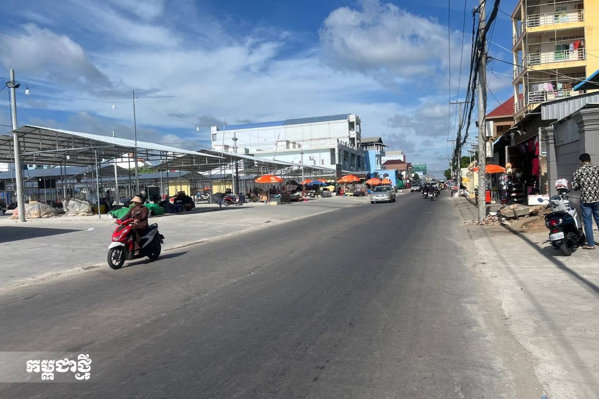金边棉芷区加强道路秩序管理 引导商贩入市