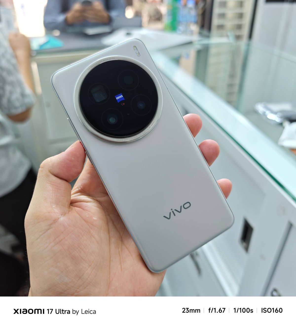 Vivo X200 Pro二手转让 12/256G售$529