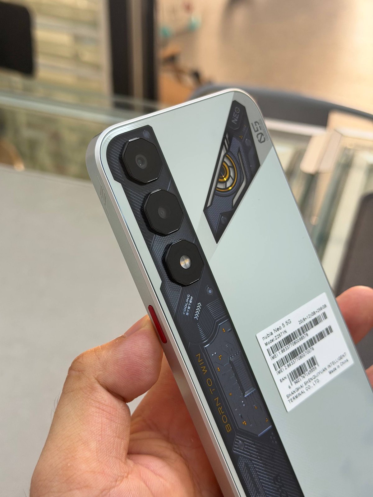 Nubia Neo 5 5G版到货 售价$299送礼