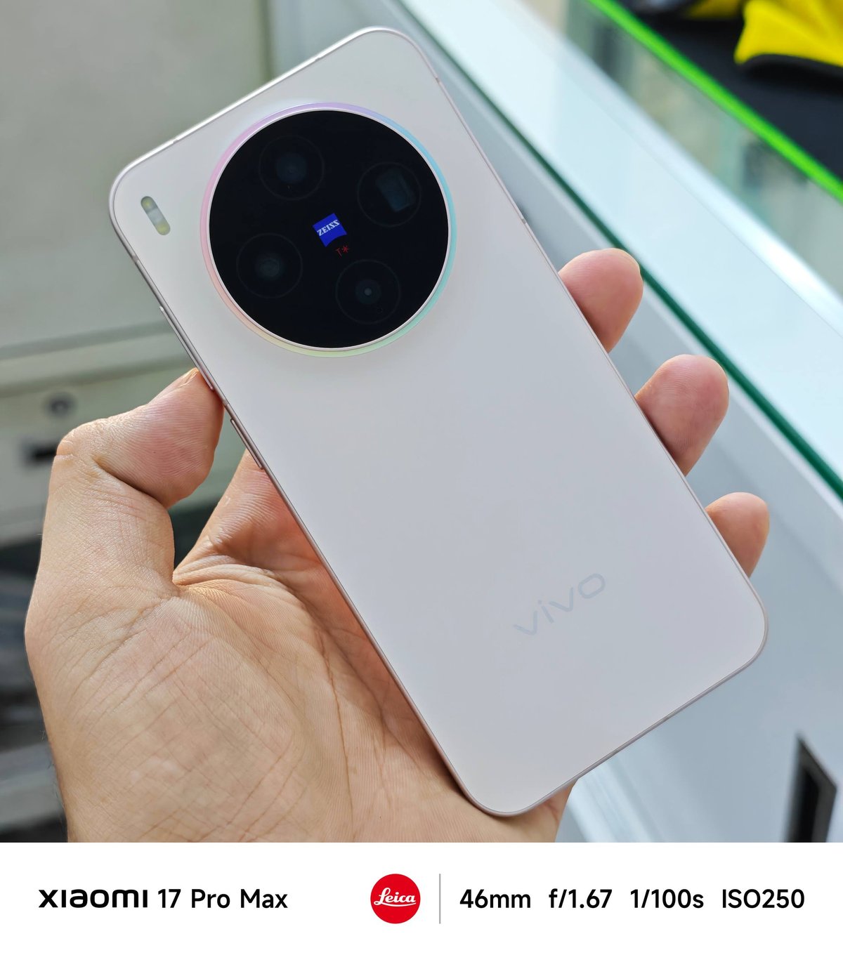 Vivo X300二手转让 12/256G版售价$599