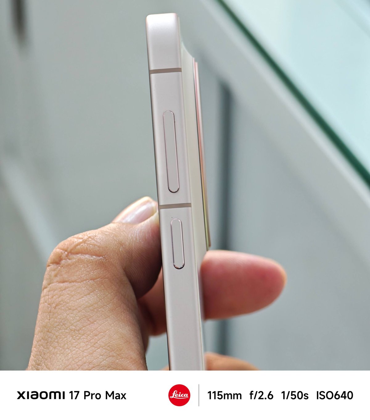 Vivo X300二手转让 12/256G版售价$599