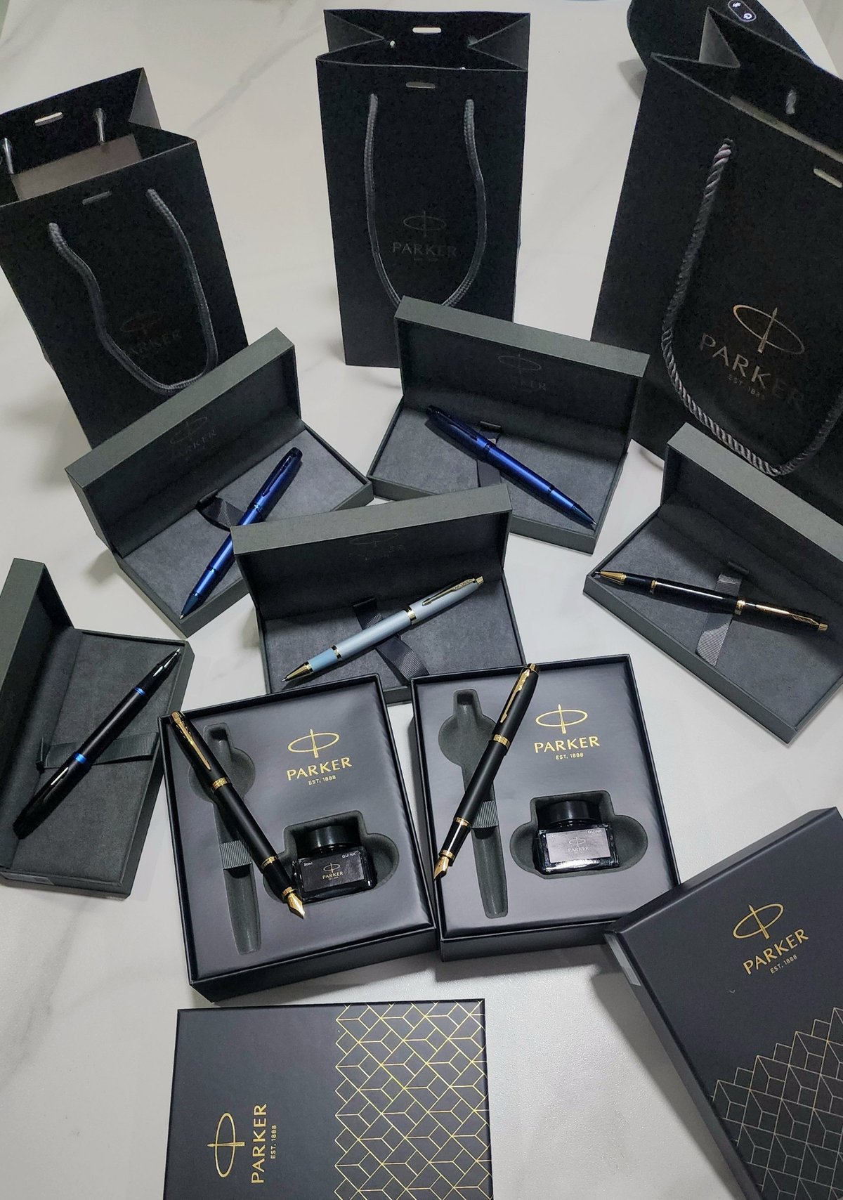 Parker IM Monochrom系列钢笔全新到货,购买