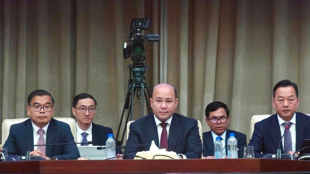 洪玛奈总理主持内阁会议 重点推进公共行政改革