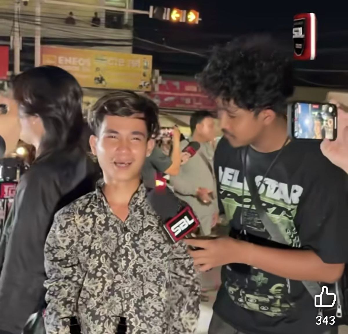 金边永盛路与堆谷路交叉口发生一起严重交通事故,一名女性骑摩托