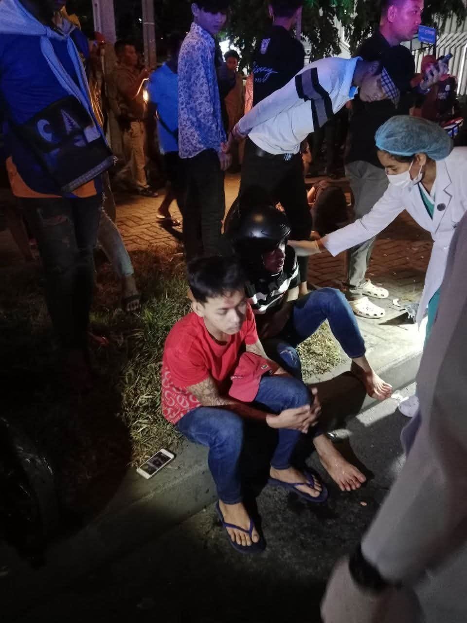 BKK区发生交通事故引发暴力冲突 警方介入调查