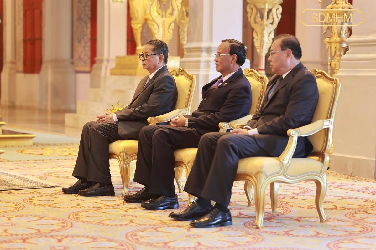 西哈莫尼国王接受毛里塔尼亚新任大使国书