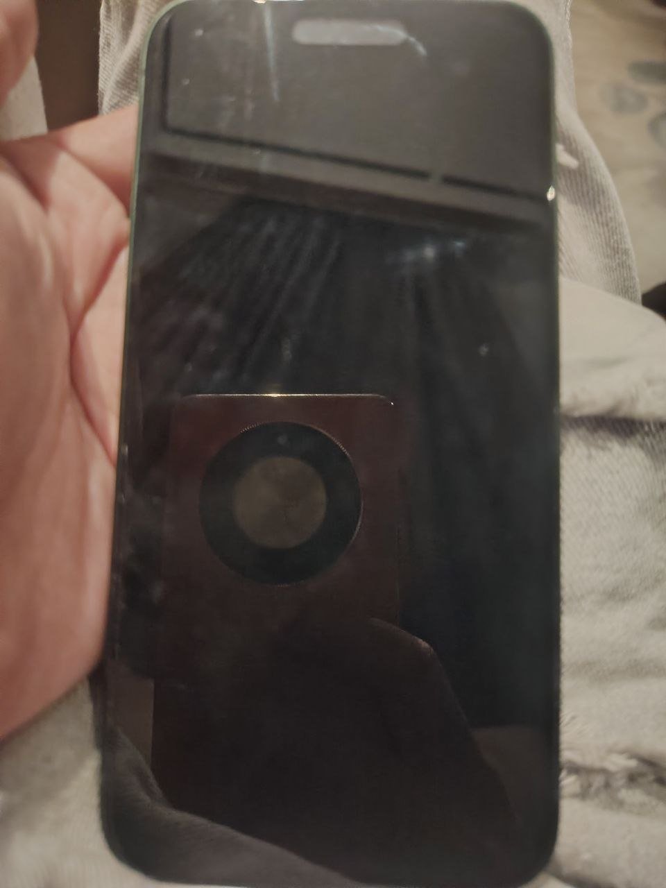 西港转让iPhone13 电池99%全原无拆修 $350可小