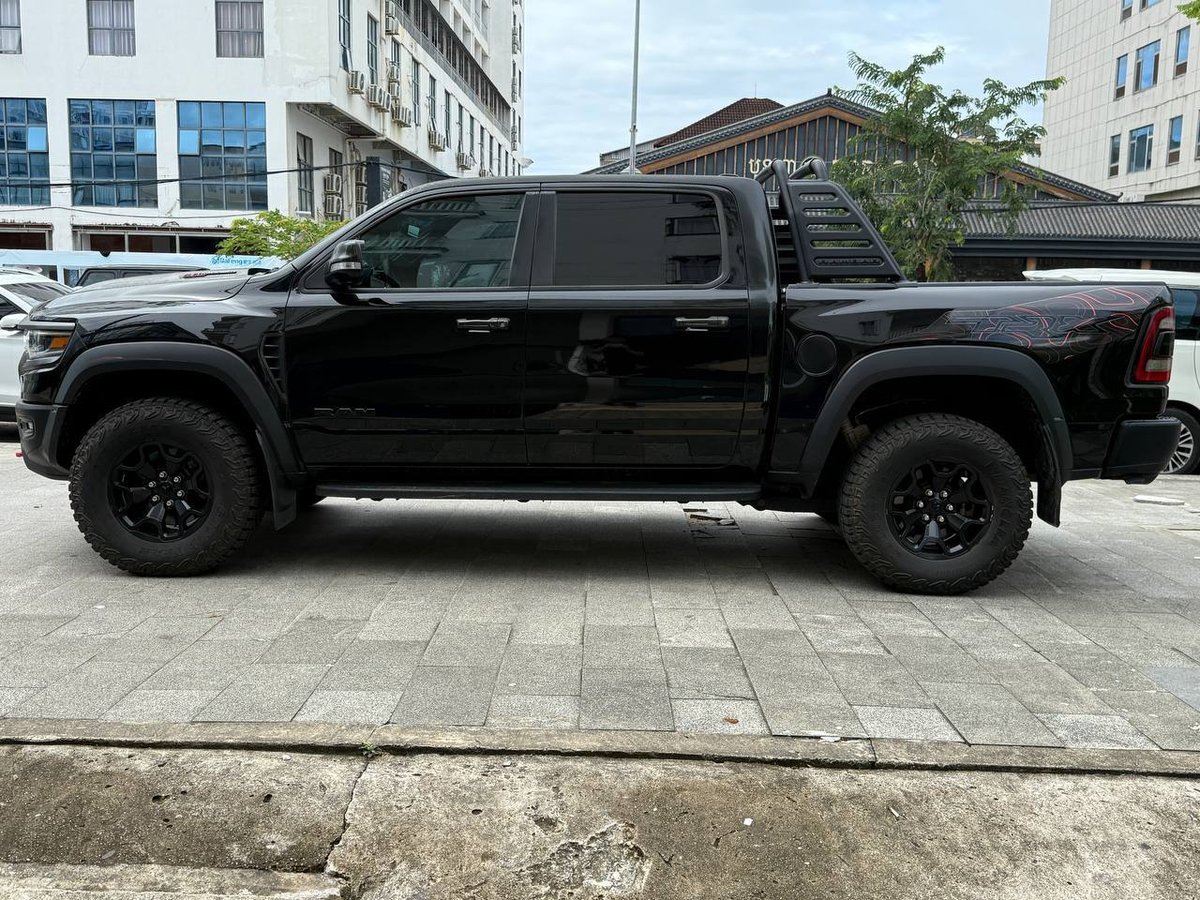 2021年道奇霸王龙RAM1500TRX转让 售价$13.8