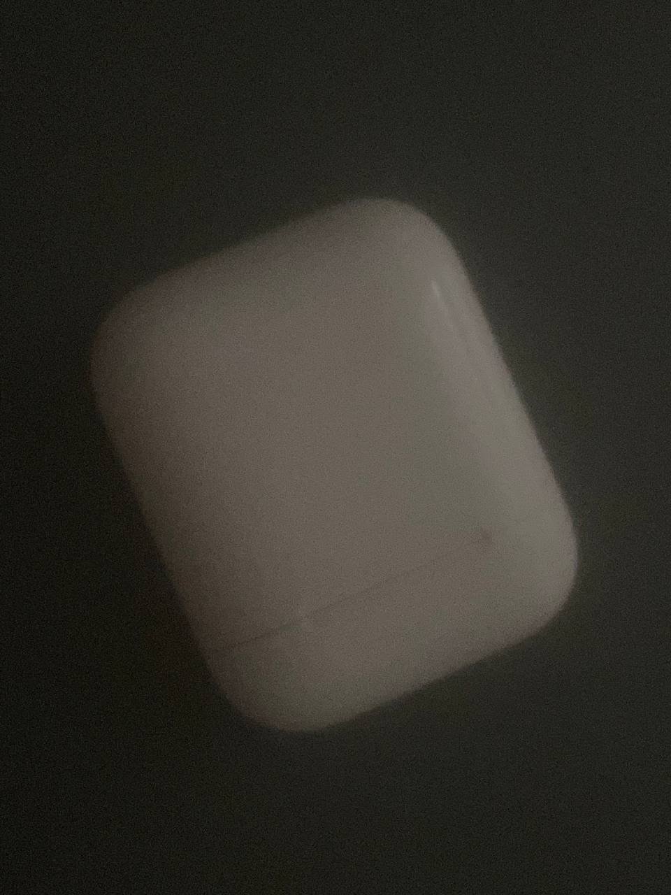 西港转让AirPods 4耳机 售价$120 支持自取或送货