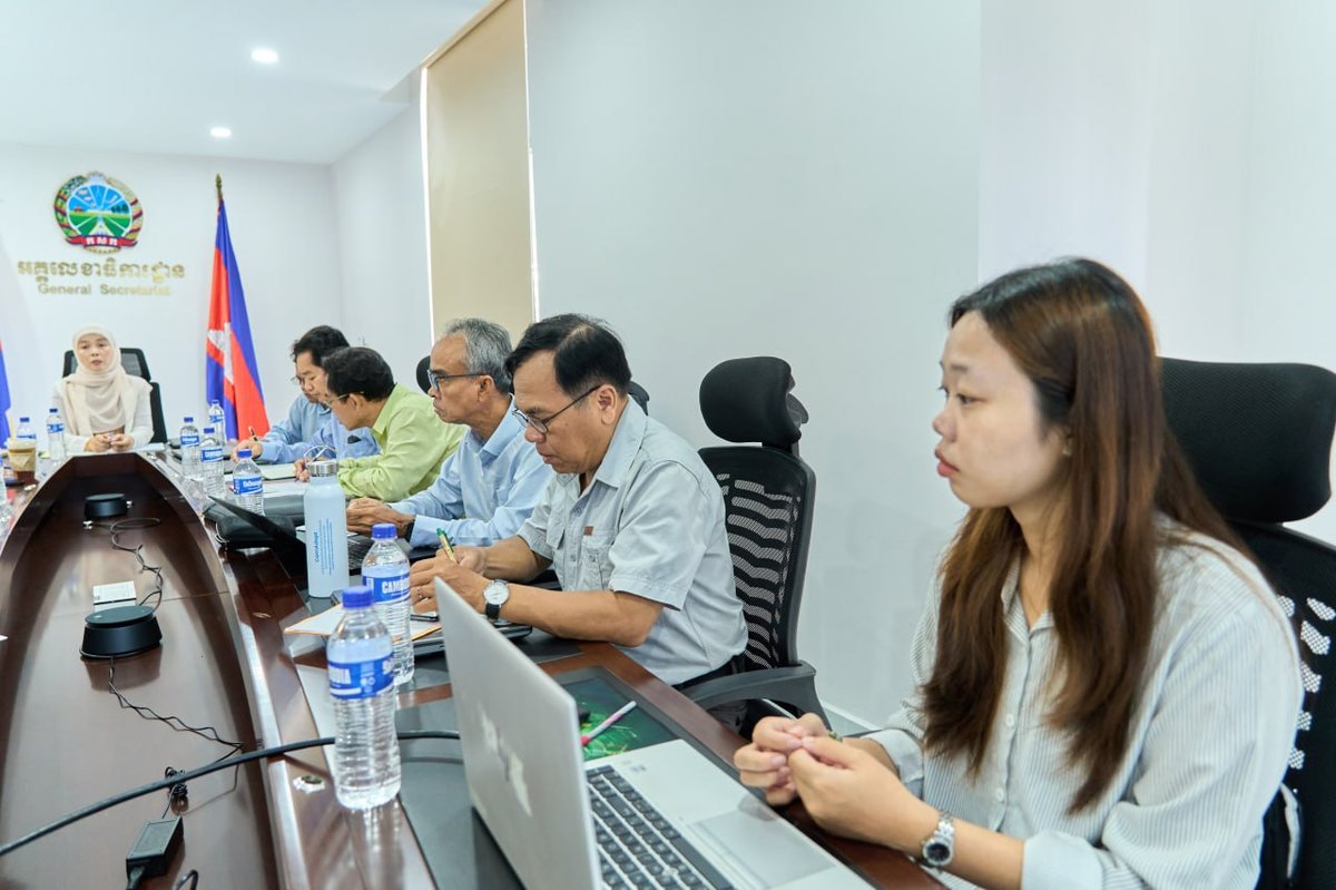 柬埔寨与法国探讨农业合作 提升食品安全标准