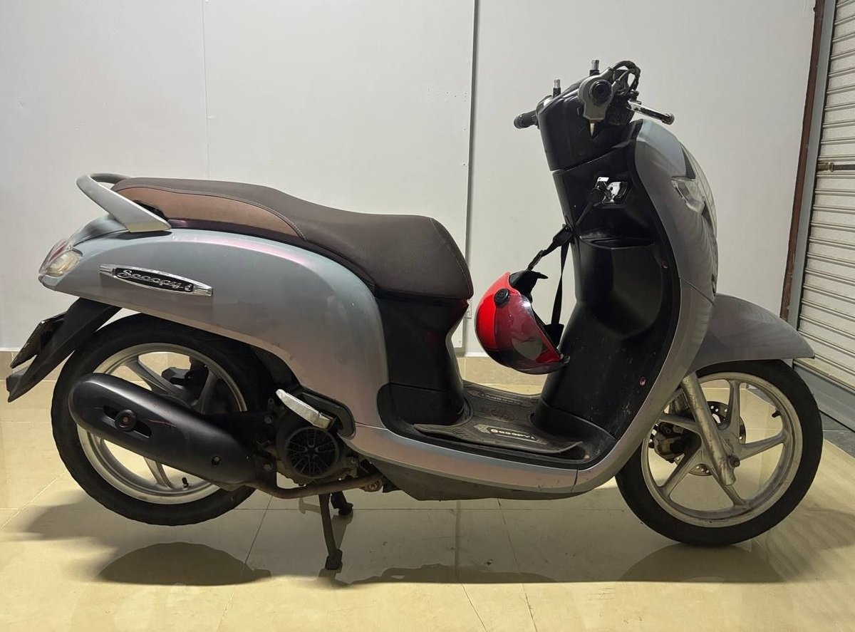 西港转让本田Scoopy i摩托车 售价$750