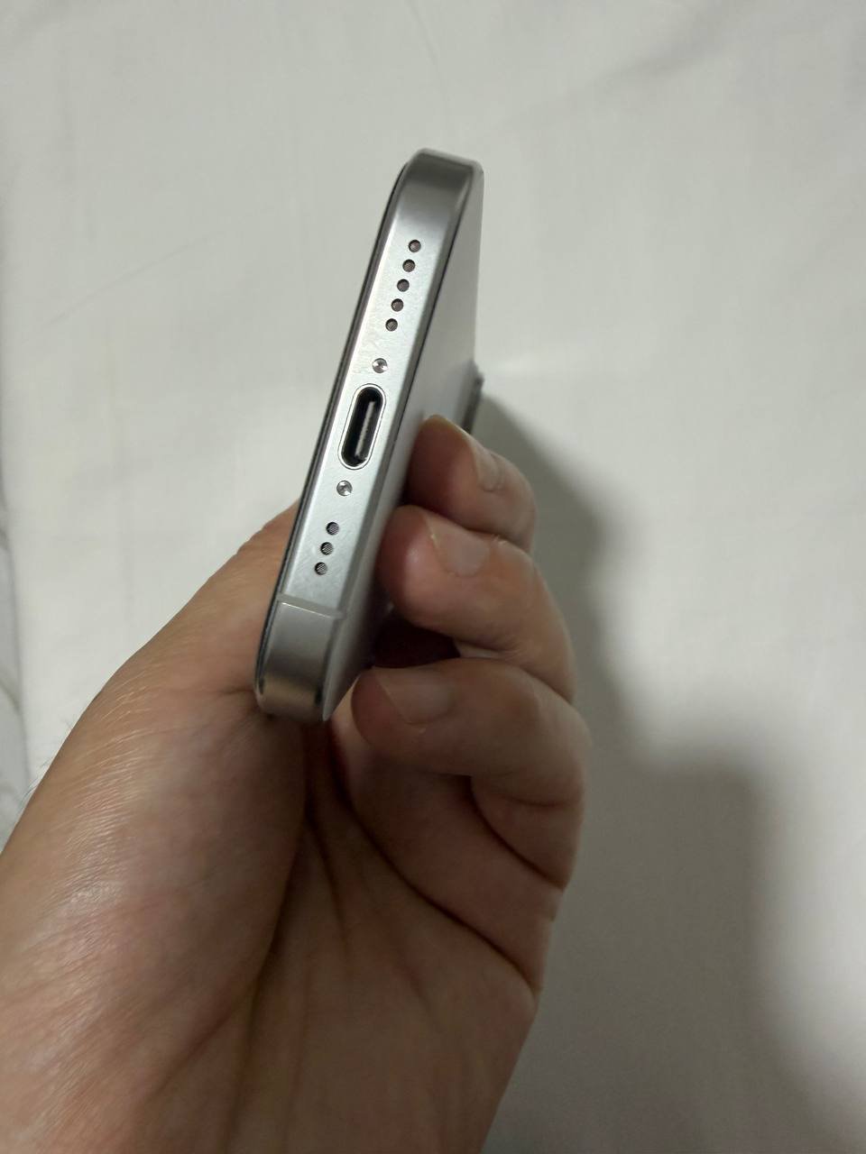 西港二手iPhone 16 Pro Max转让 售价$750