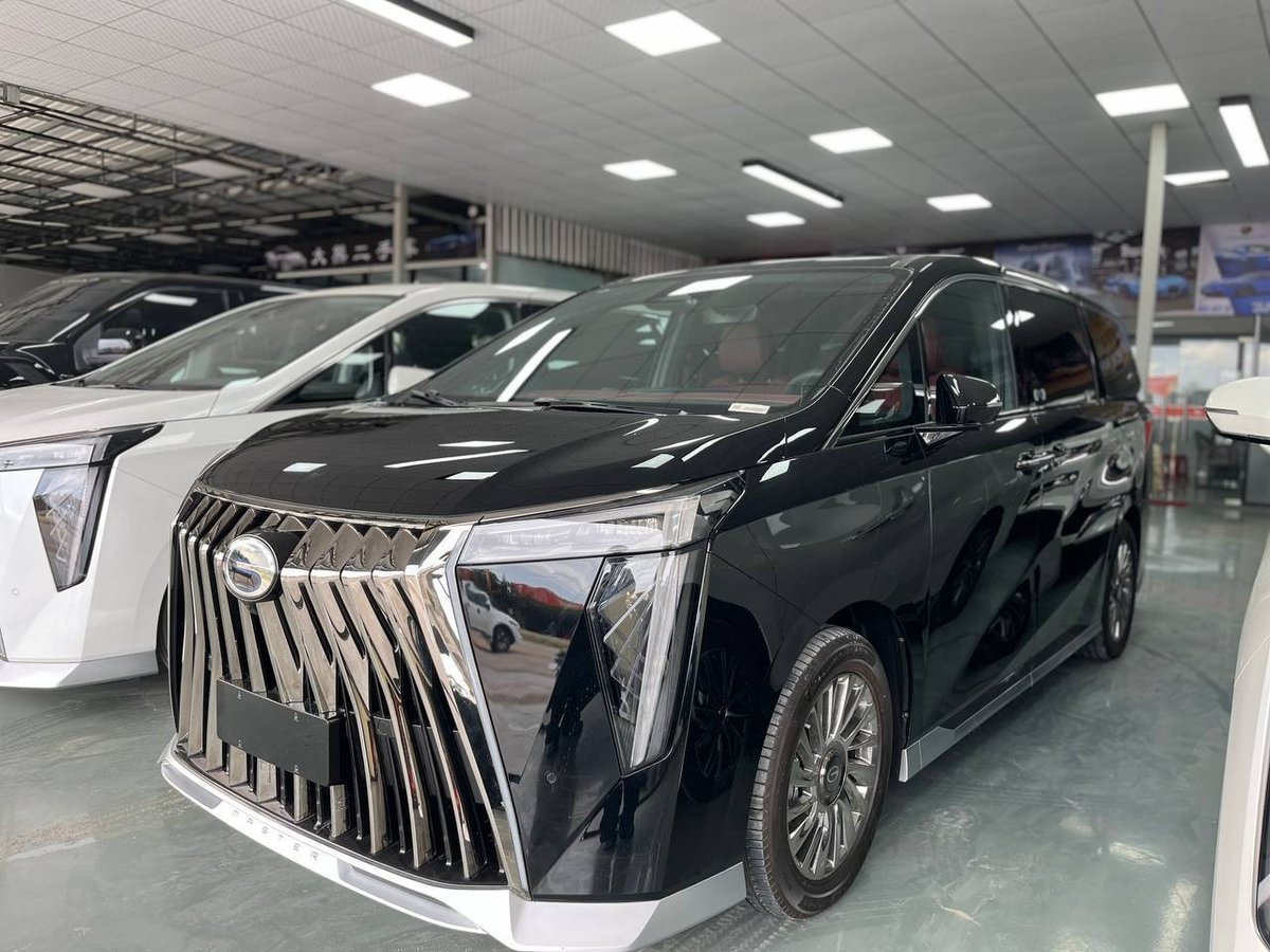 金边2024款传祺M8宗师混动版全新车 2.0T油电混合