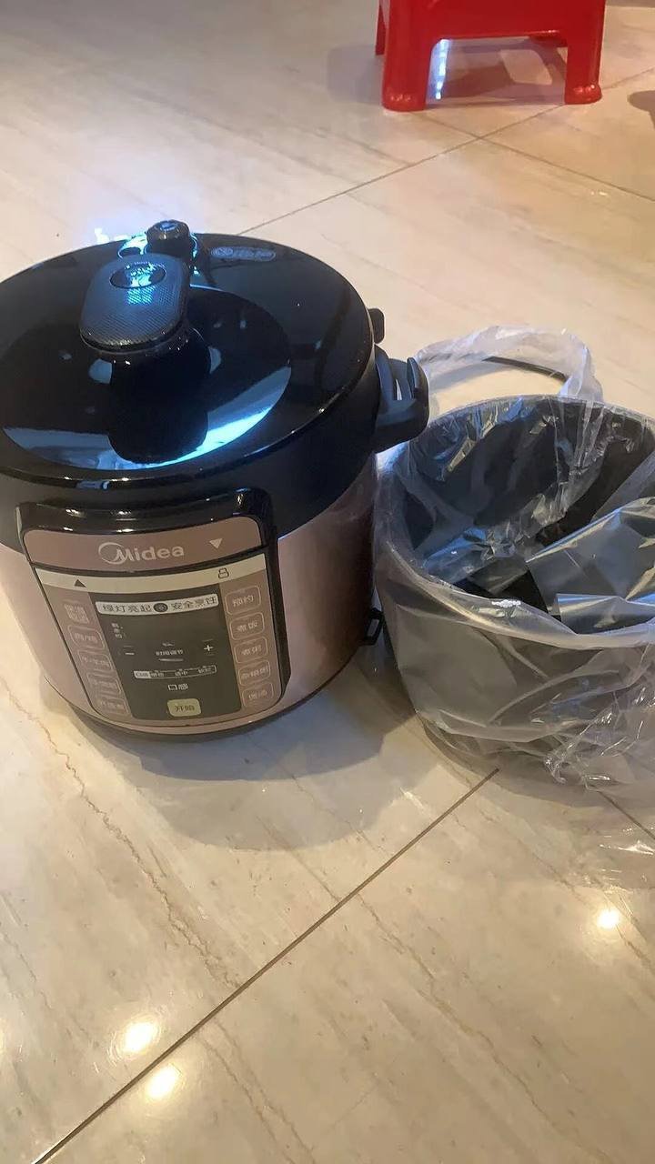 西港转让洗衣机微波炉等家电 打包价170U