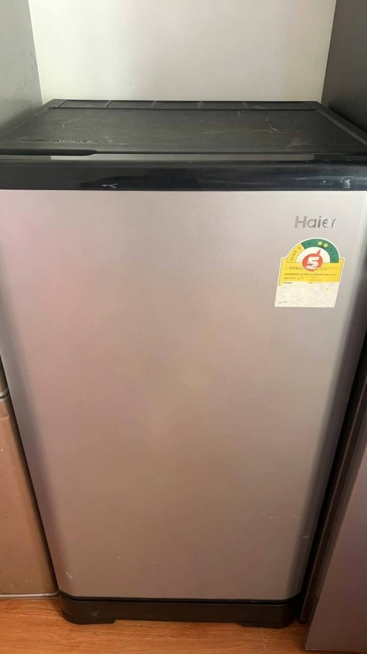 西港出售二手冰箱 99新小冰箱$100大冰箱$200