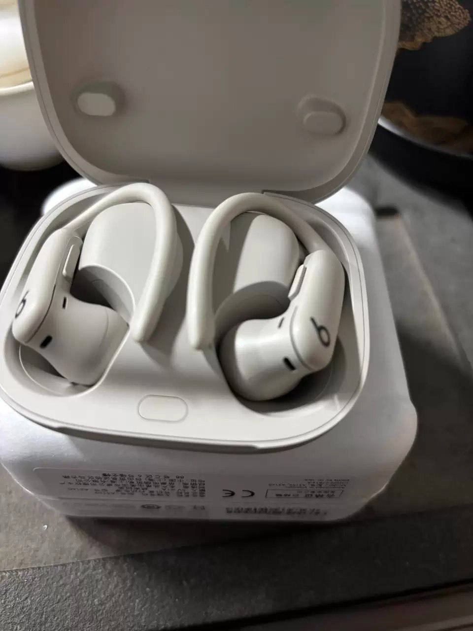 西港转让Powerbeats Pro 2耳机 售价$188